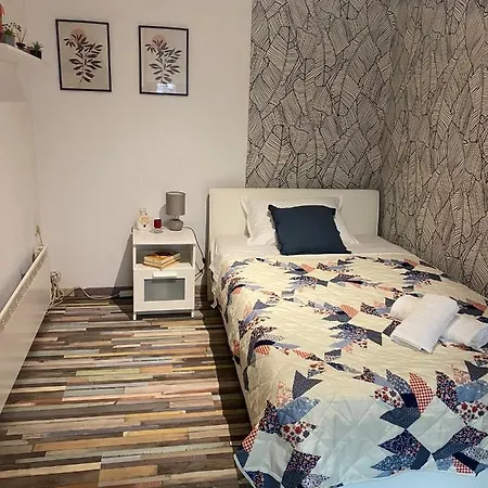 Adri Apartment *